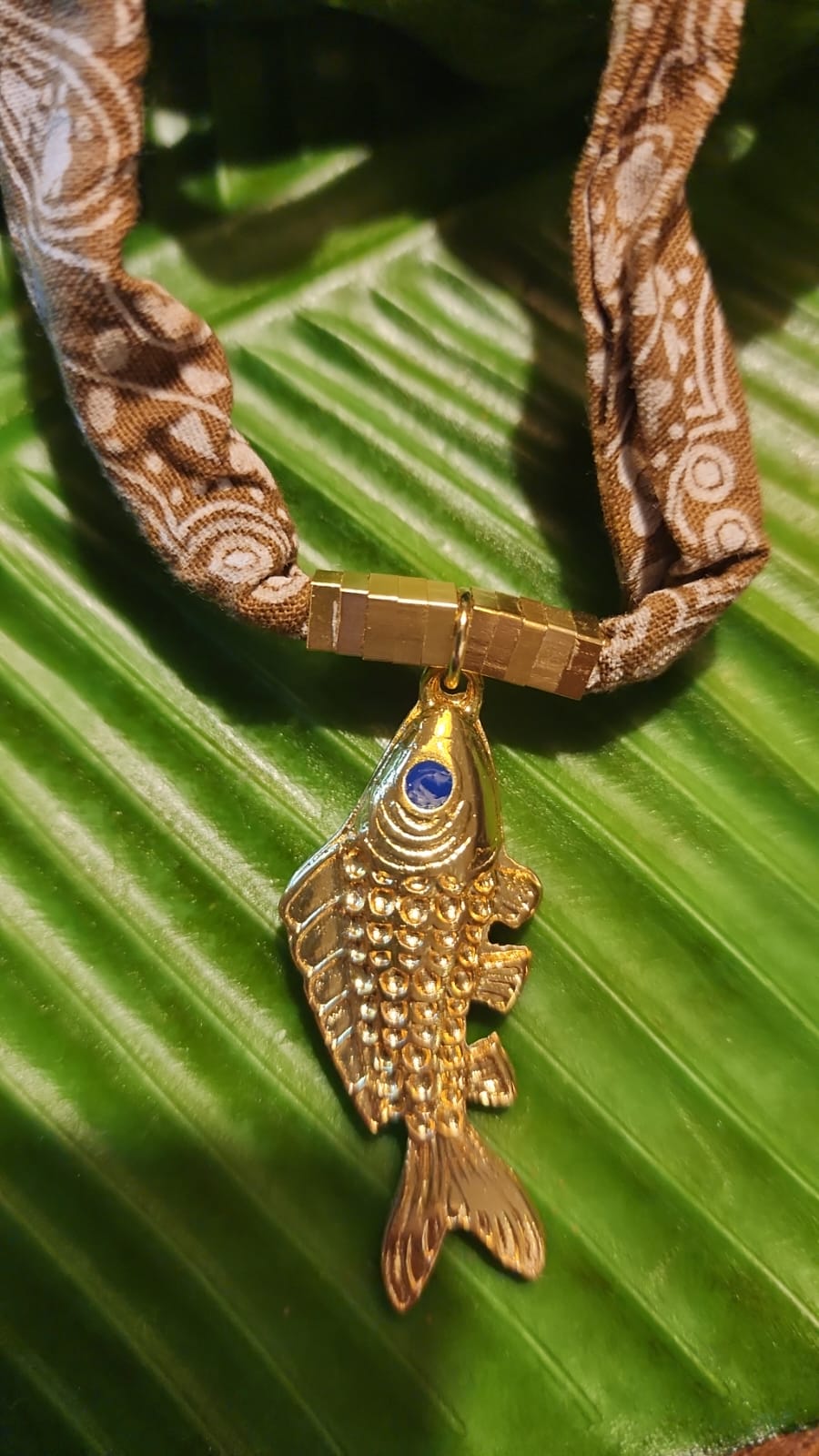 Colar Peixe Bandana Marrom