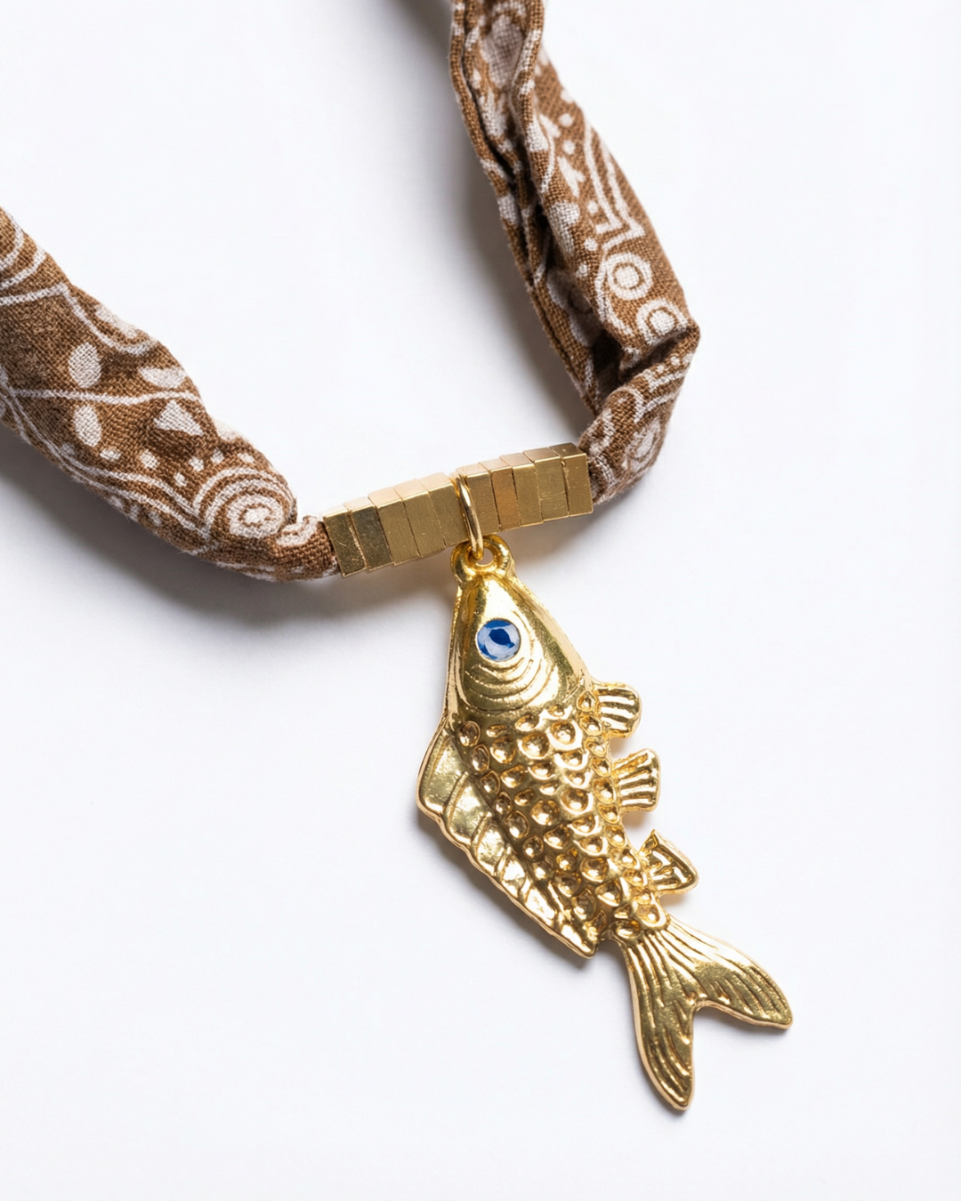 Colar Peixe Bandana Marrom