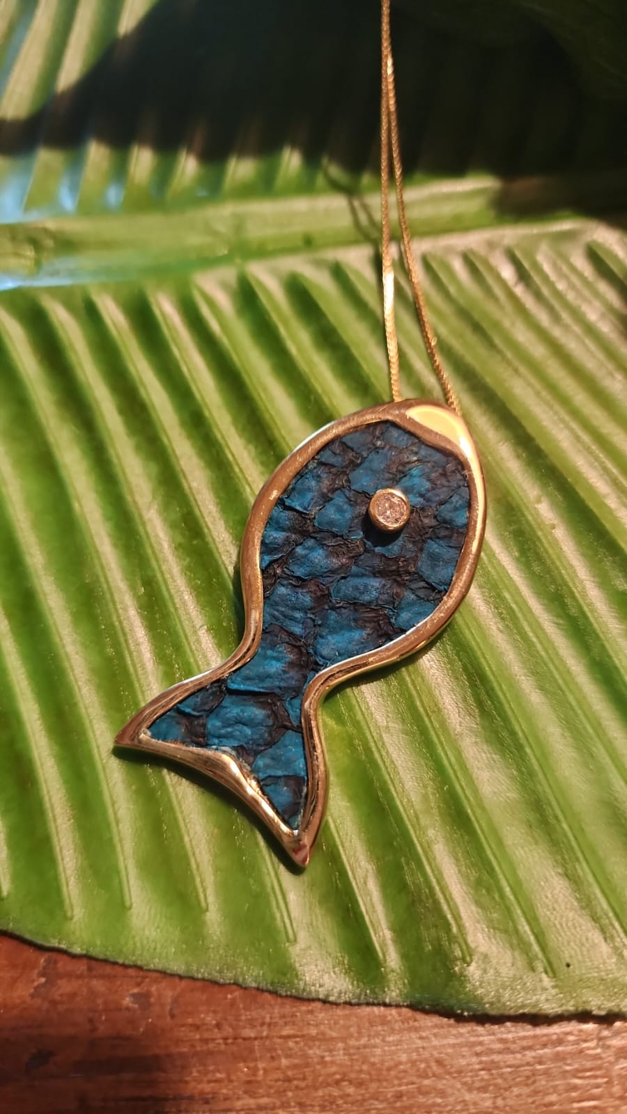 Colar Escama Tilápia Azul