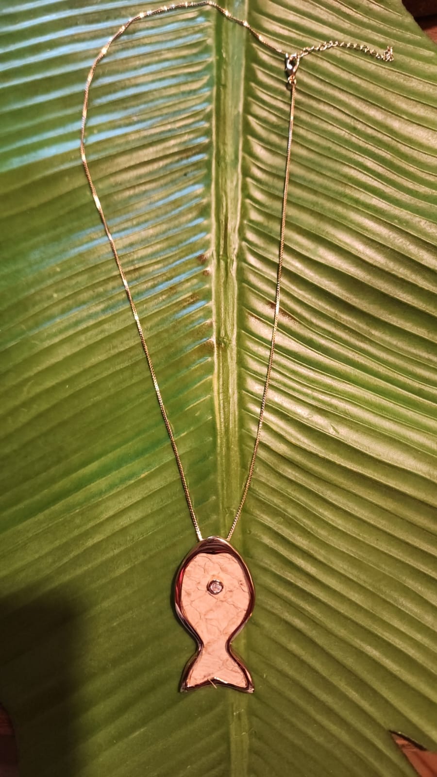 Colar Escama Tilápia Bege